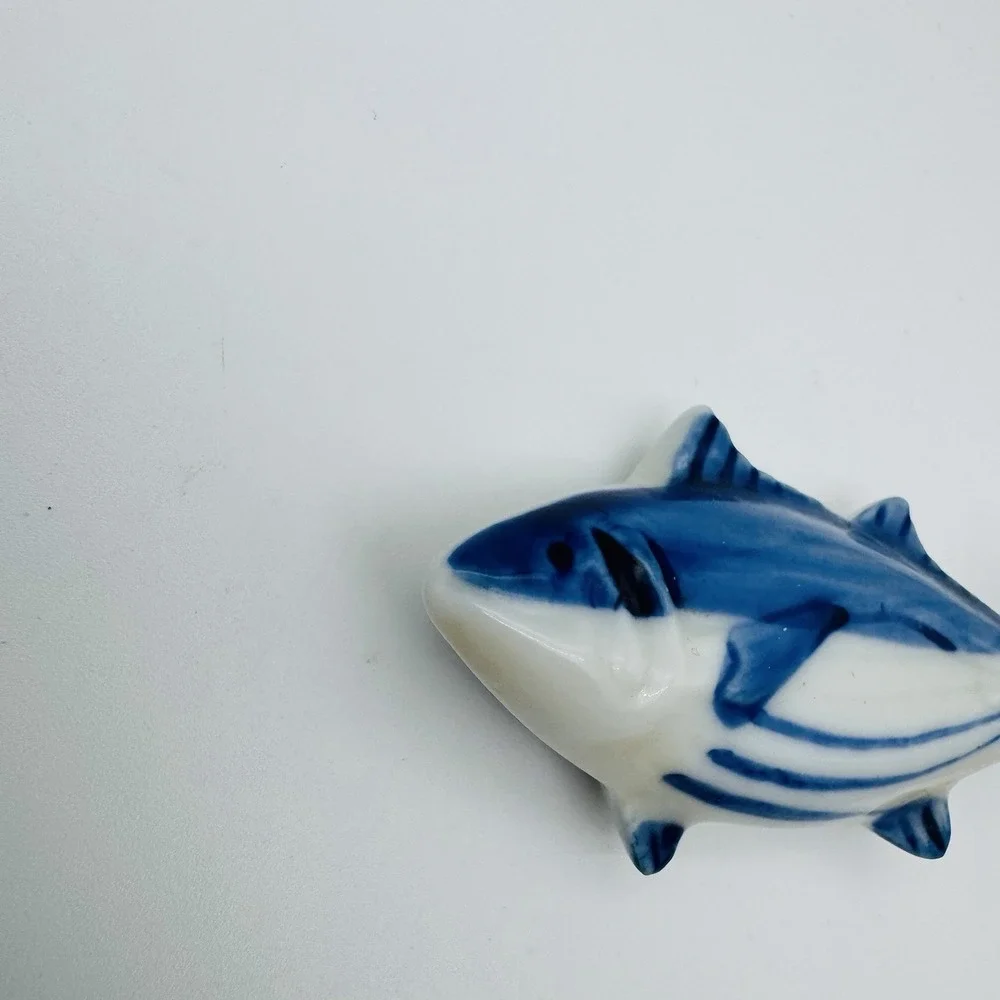 Vintage Kotobuki Porcelain Tuna Fish Ceramic Blue White Japan Chopstick Rest